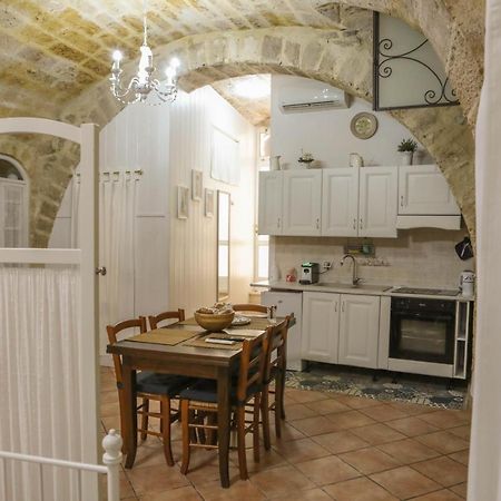 Terra E Marte Casa Vacanza 바리 외부 사진